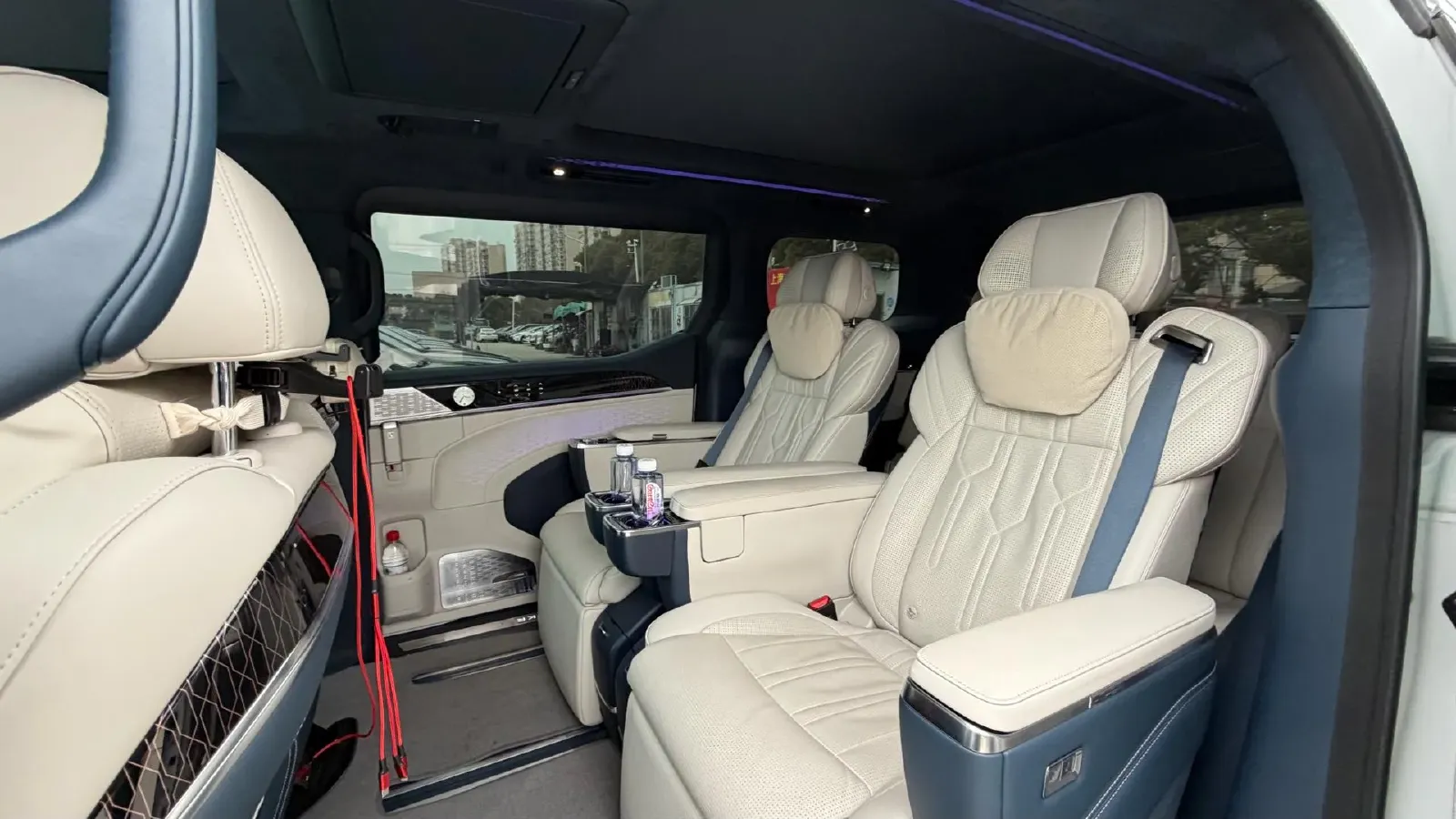 2022 Zeekr 009 BEV 116KWH,autocango,china used car exporter,china ev exporter,chinese used car exporter,chinese used ev exporter