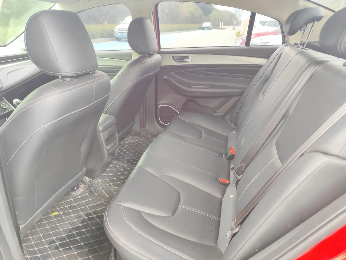 2019 Chery Arrizo 5 1.5L 116HP L4 5MT,autocango,china used car exporter,china ev exporter,chinese used car exporter,chinese used ev exporter