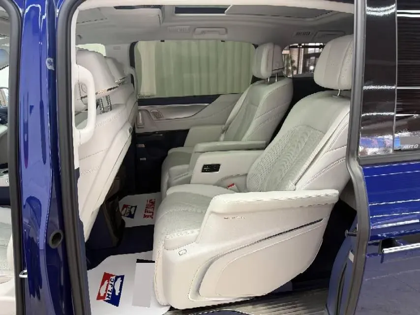 2020 Buick GL8 2.0T 237HP L4 9AT,autocango,china used car exporter,china ev exporter,chinese used car exporter,chinese used ev exporter