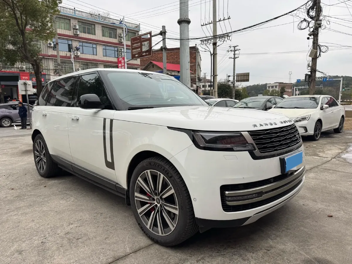 2024 Land Rover Range Rover 3.0T 400HP L6 8AT,autocango,china used car exporter,china ev exporter,chinese used car exporter,chinese used ev exporter