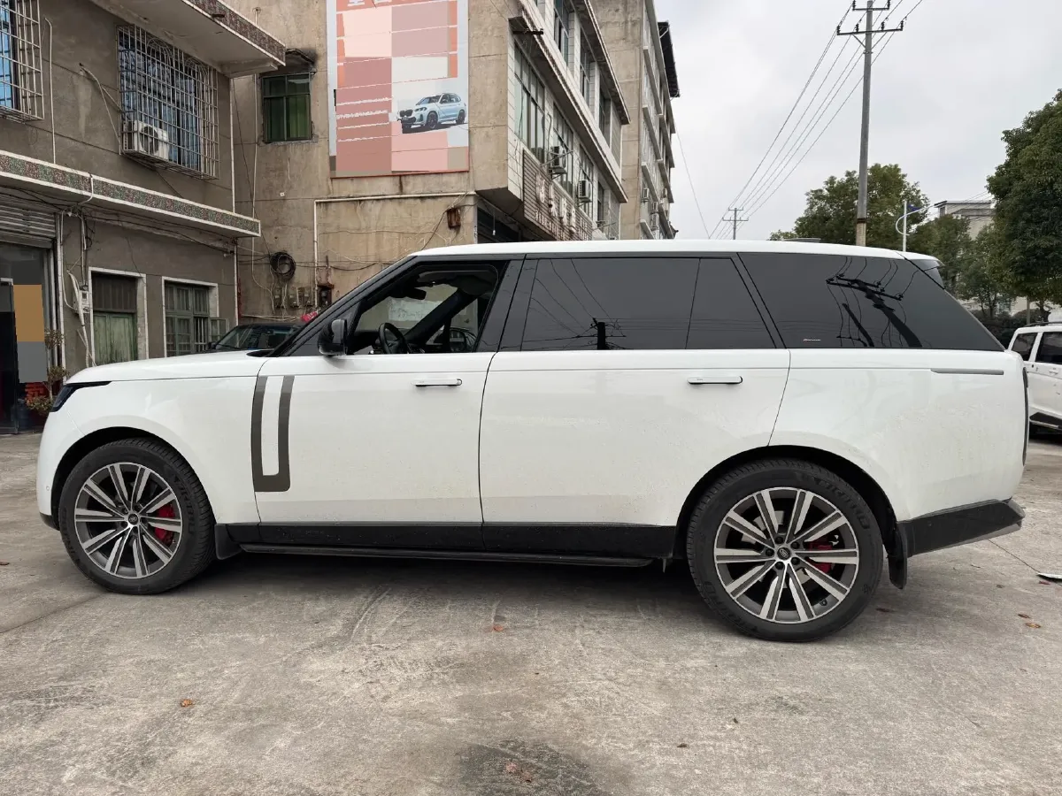2024 Land Rover Range Rover 3.0T 400HP L6 8AT,autocango,china used car exporter,china ev exporter,chinese used car exporter,chinese used ev exporter