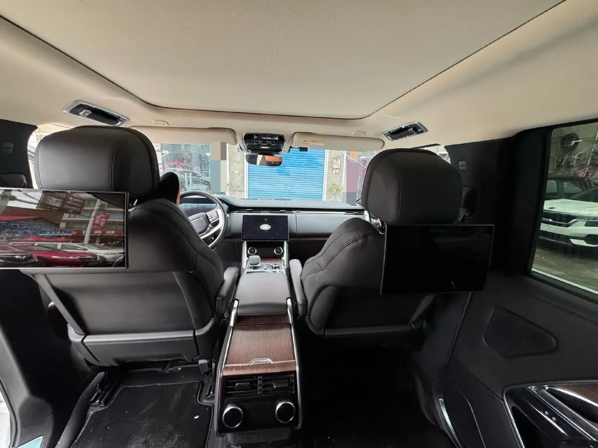 2024 Land Rover Range Rover 3.0T 400HP L6 8AT,autocango,china used car exporter,china ev exporter,chinese used car exporter,chinese used ev exporter