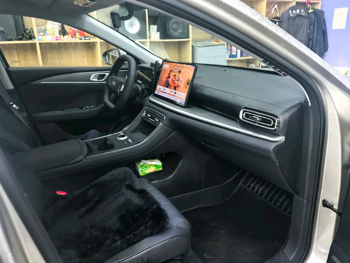 2025 ChangAn KuaYue KuaYueXing V5 EV BEV 41.86KWH,autocango,china used car exporter,china ev exporter,chinese used car exporter,chinese used ev exporter