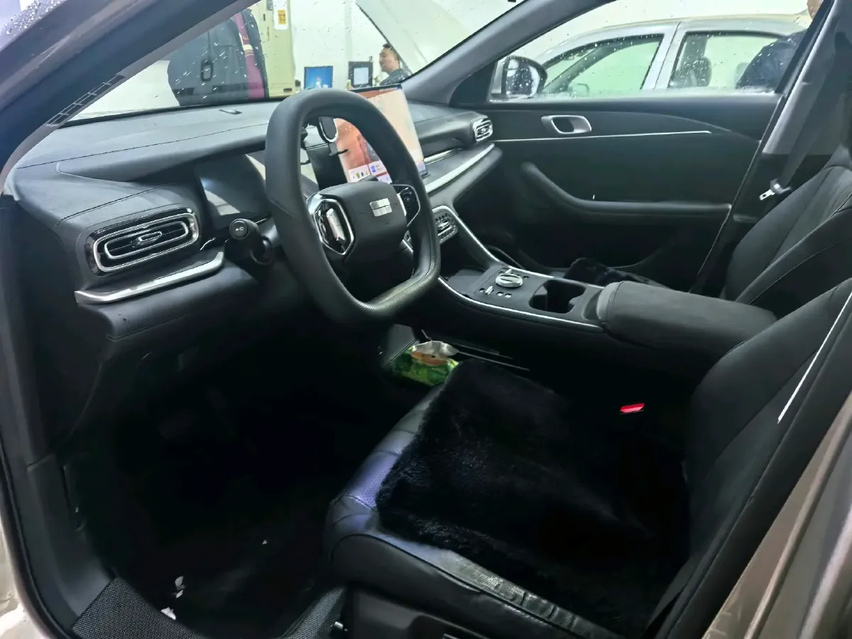 2025 ChangAn KuaYue KuaYueXing V5 EV BEV 41.86KWH,autocango,china used car exporter,china ev exporter,chinese used car exporter,chinese used ev exporter