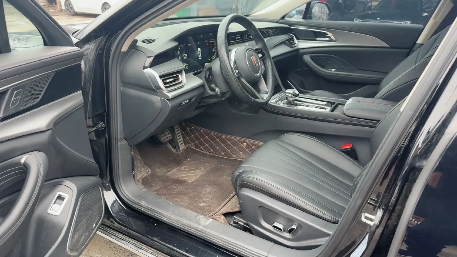 2023 HongQi H5 1.5T 169HP L4 7DCT,autocango,china used car exporter,china ev exporter,chinese used car exporter,chinese used ev exporter