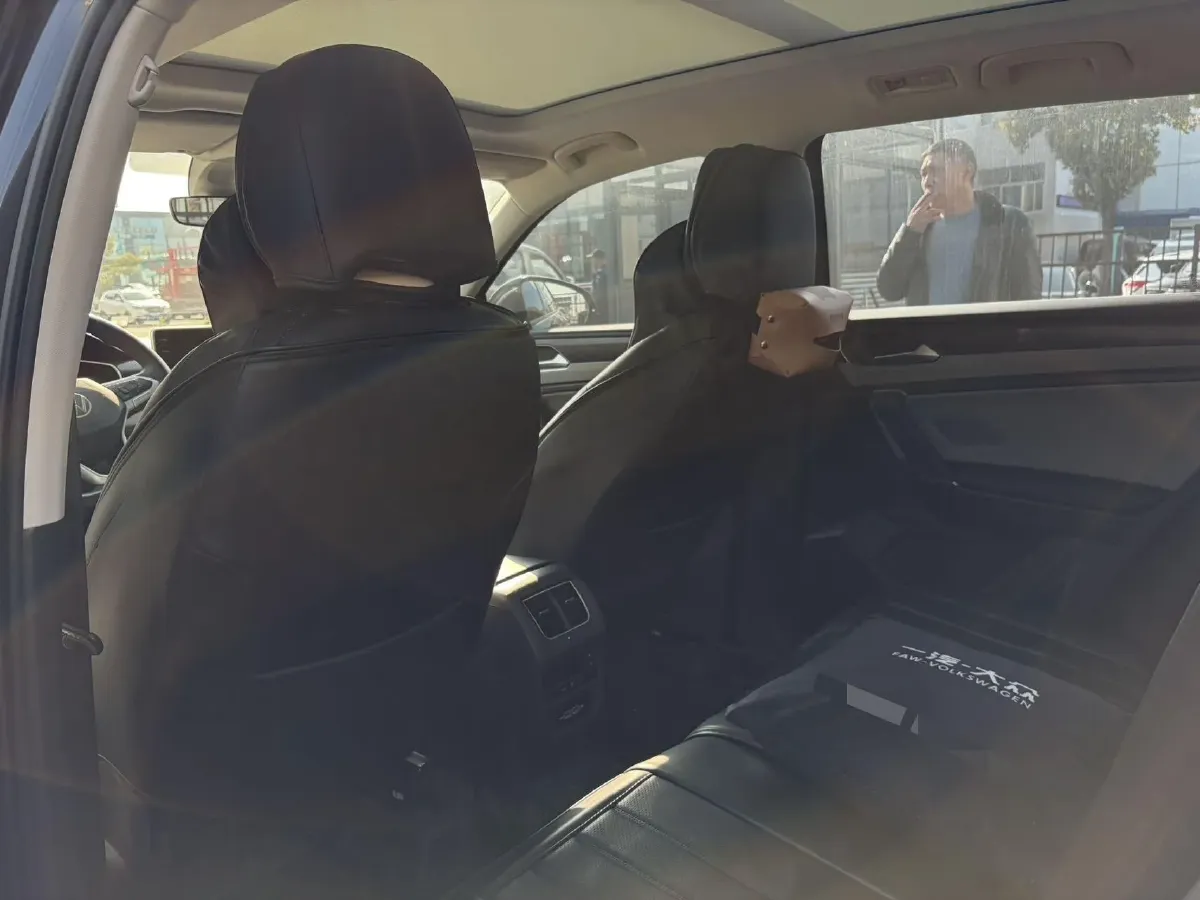 2023 Volkswagen Tayron 2.0T 186HP L4 7DCT,autocango,china used car exporter,china ev exporter,chinese used car exporter,chinese used ev exporter