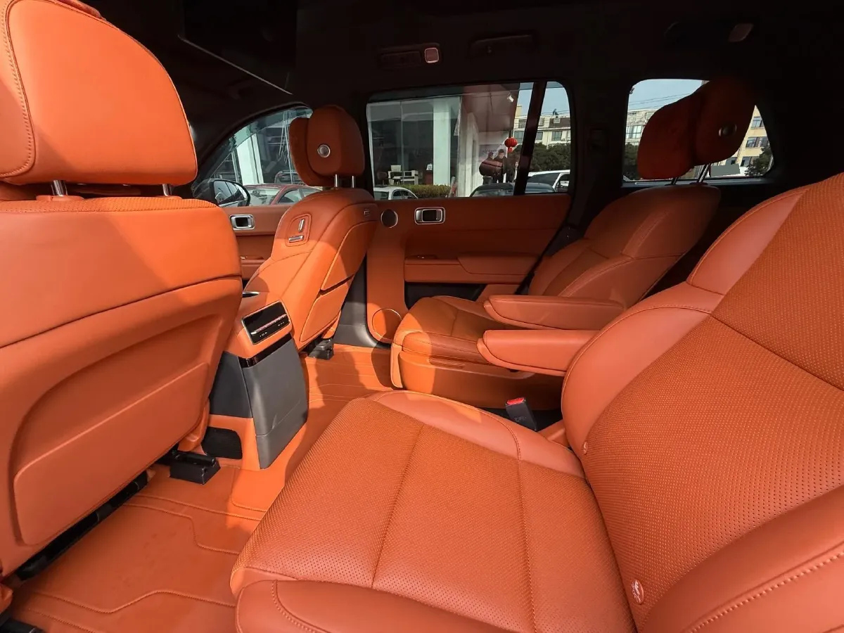 2013 Ford Mustang 3.7L 309HP V6 6MT,autocango,china used car exporter,china ev exporter,chinese used car exporter,chinese used ev exporter