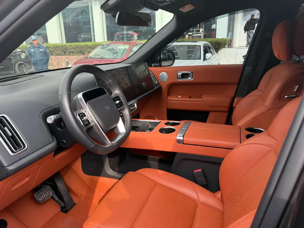 2013 Ford Mustang 3.7L 309HP V6 6MT,autocango,china used car exporter,china ev exporter,chinese used car exporter,chinese used ev exporter