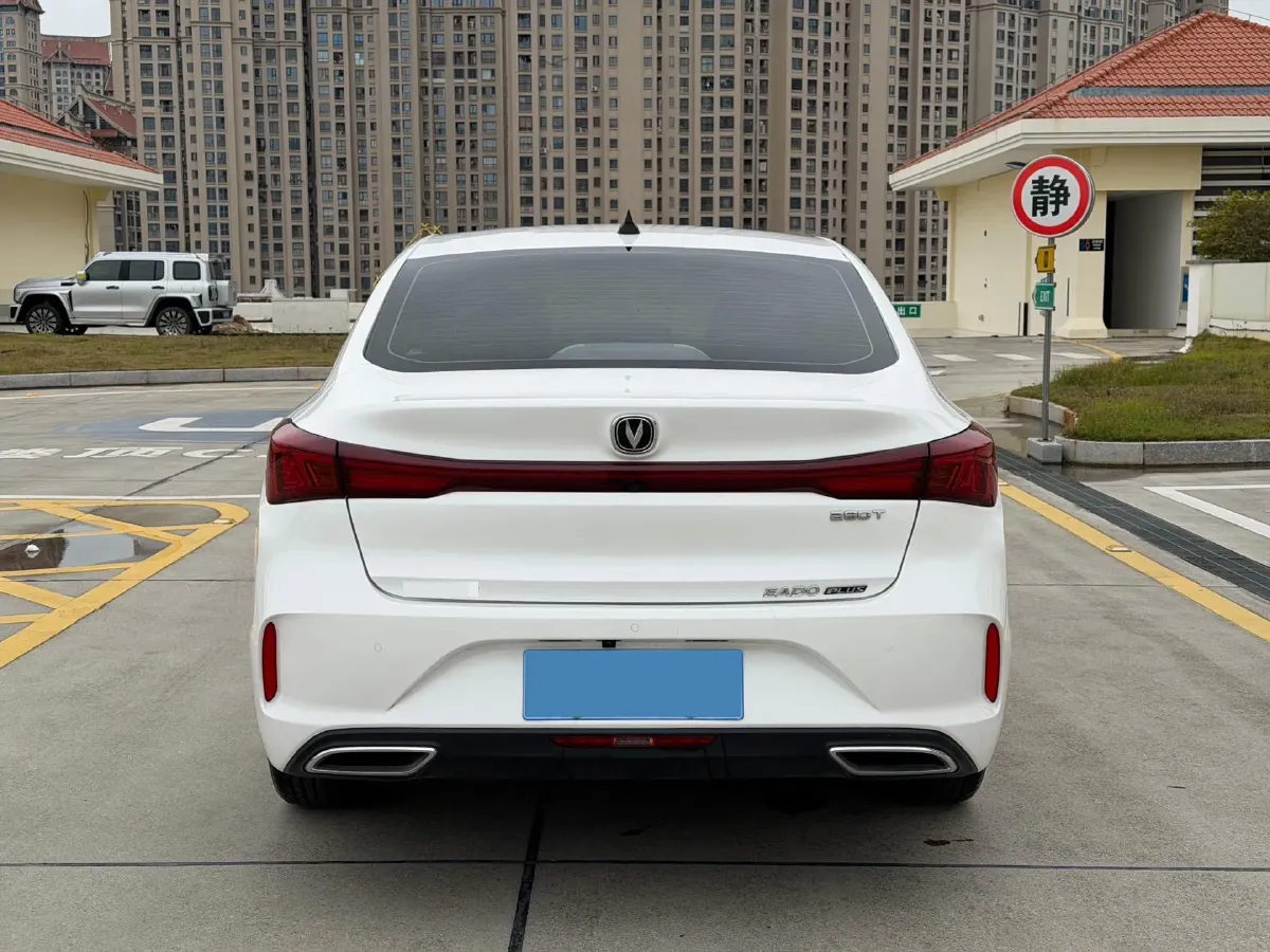 2022 ChangAn Eado 1.4T 160HP L4 7DCT,autocango,china used car exporter,china ev exporter,chinese used car exporter,chinese used ev exporter