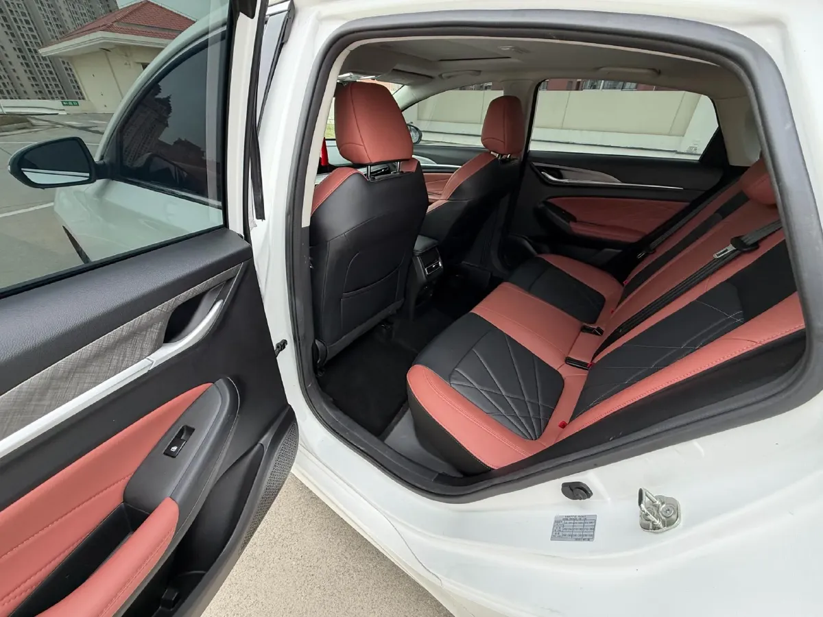 2022 ChangAn Eado 1.4T 160HP L4 7DCT,autocango,china used car exporter,china ev exporter,chinese used car exporter,chinese used ev exporter