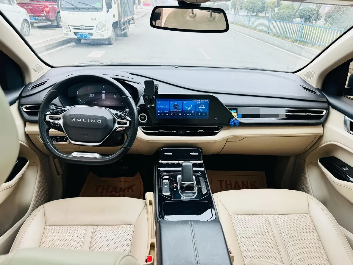 2020 WuLing KaiJie 1.5T 147HP L4 CVT,autocango,china used car exporter,china ev exporter,chinese used car exporter,chinese used ev exporter