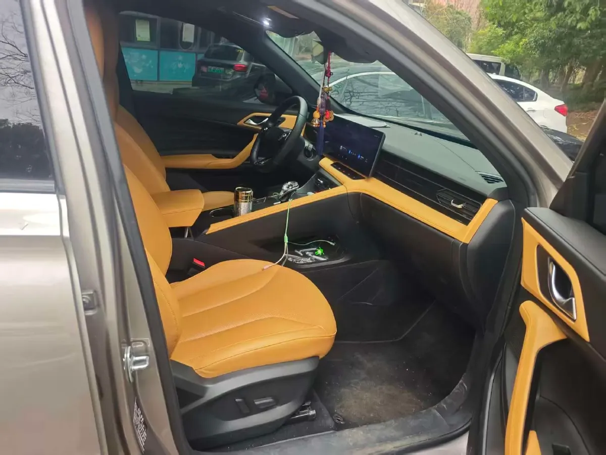 2023 Roewe RX5 1.5T 188HP L4 7DCT,autocango,china used car exporter,china ev exporter,chinese used car exporter,chinese used ev exporter