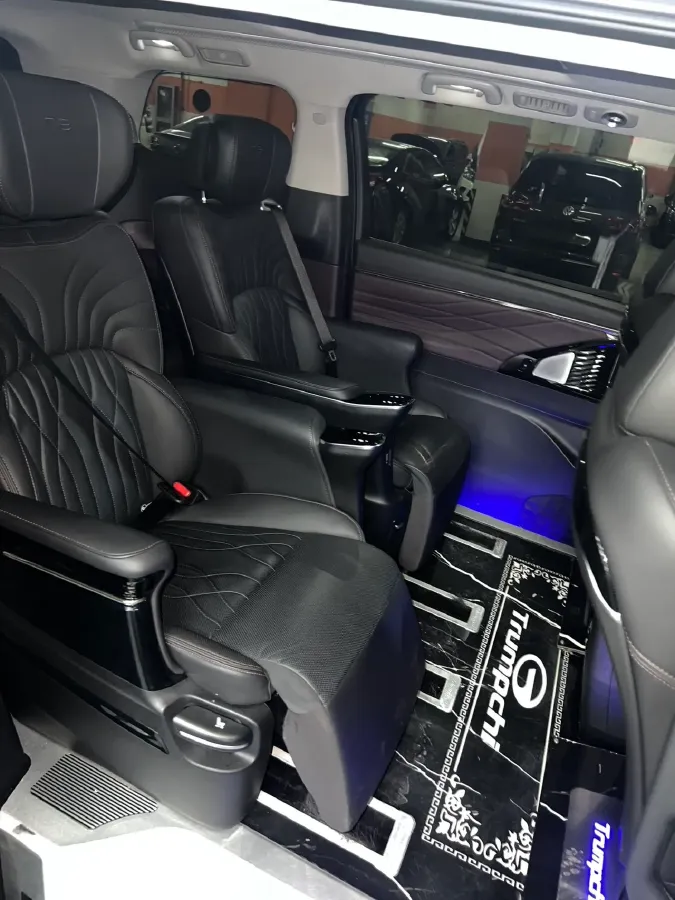 2023 GAC Trumpchi M8 2.0T 252HP L4 8AT,autocango,china used car exporter,china ev exporter,chinese used car exporter,chinese used ev exporter