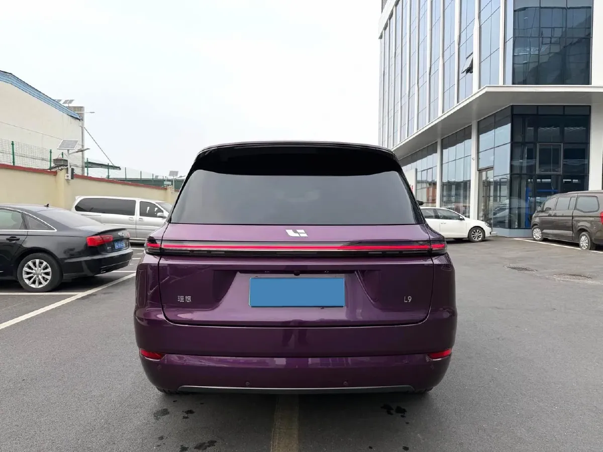 2024 Li L9 Range Extended 154HP REEV 52.3KWH,autocango,china used car exporter,china ev exporter,chinese used car exporter,chinese used ev exporter