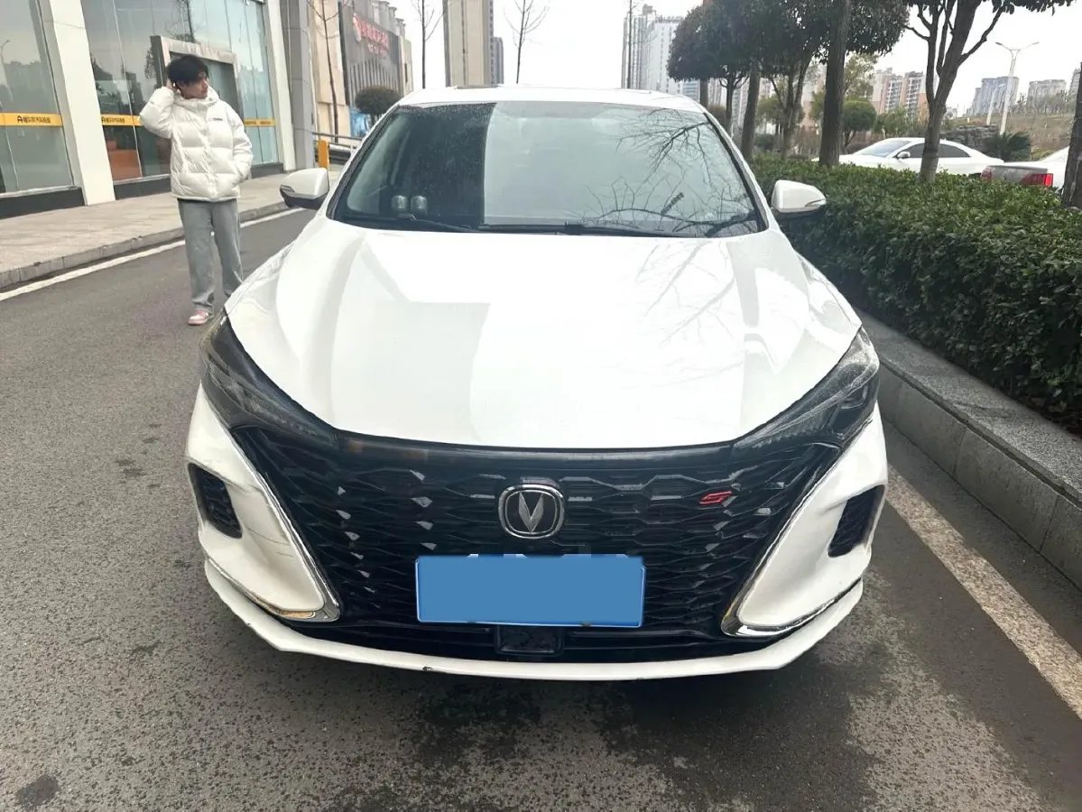 2021 ChangAn Eado 1.4T 160HP L4 7DCT,autocango,china used car exporter,china ev exporter,chinese used car exporter,chinese used ev exporter