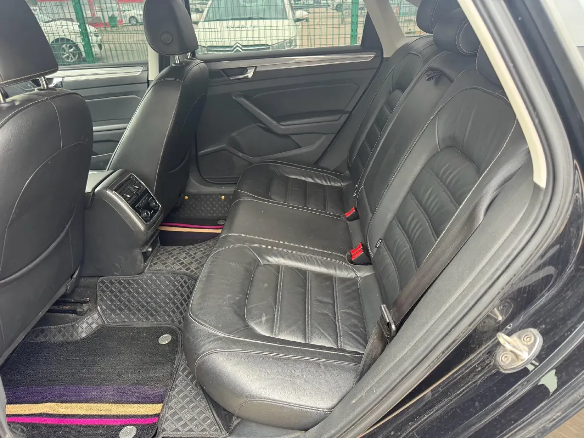 2017 Volkswagen Passat 1.8T 180HP L4 7DCT,autocango,china used car exporter,china ev exporter,chinese used car exporter,chinese used ev exporter