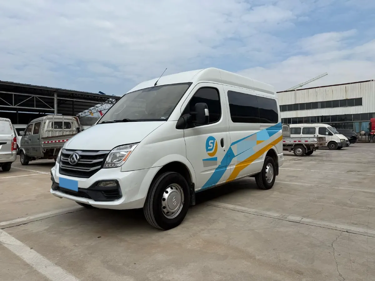 2019 MAXUS XinTu V80 2.0T 139HP L4 6MT,autocango,china used car exporter,china ev exporter,chinese used car exporter,chinese used ev exporter