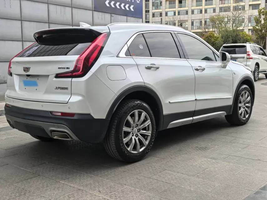 2021 Cadillac XT4 2.0T 237HP L4 9AT,autocango,china used car exporter,china ev exporter,chinese used car exporter,chinese used ev exporter