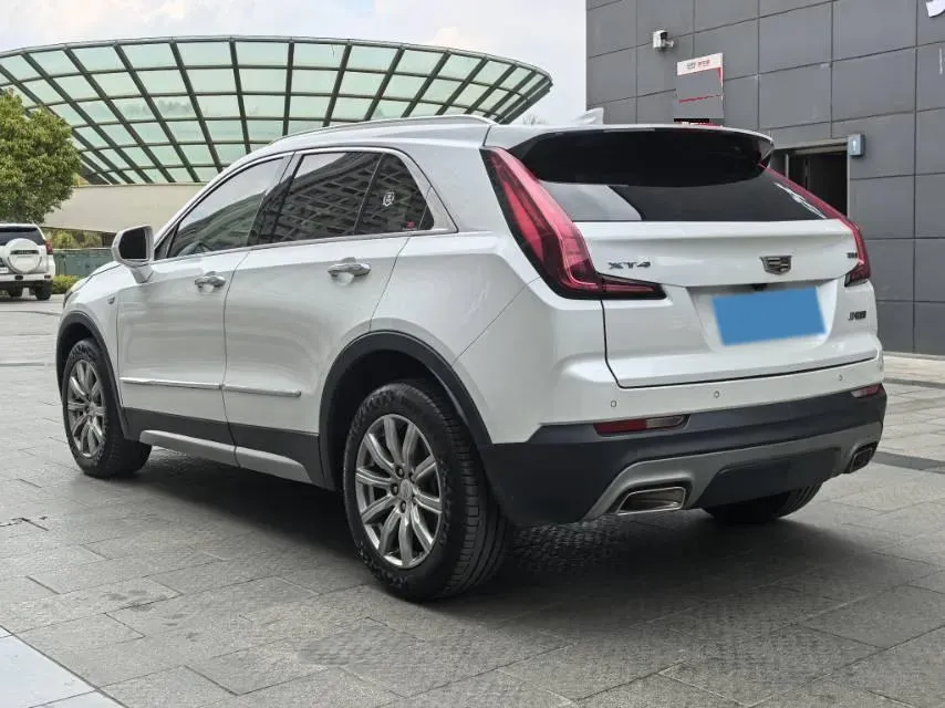 2021 Cadillac XT4 2.0T 237HP L4 9AT,autocango,china used car exporter,china ev exporter,chinese used car exporter,chinese used ev exporter