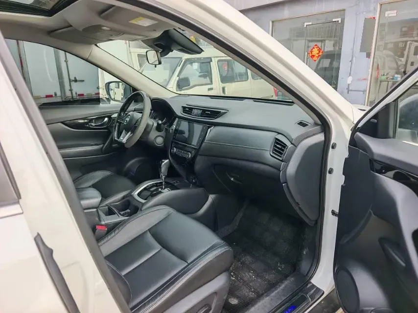 2021 Nissan X-Trail 2.0L 151HP L4 CVT,autocango,china used car exporter,china ev exporter,chinese used car exporter,chinese used ev exporter