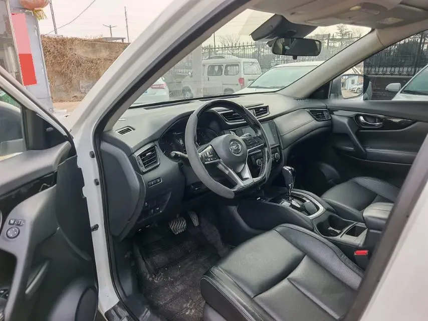 2021 Nissan X-Trail 2.0L 151HP L4 CVT,autocango,china used car exporter,china ev exporter,chinese used car exporter,chinese used ev exporter