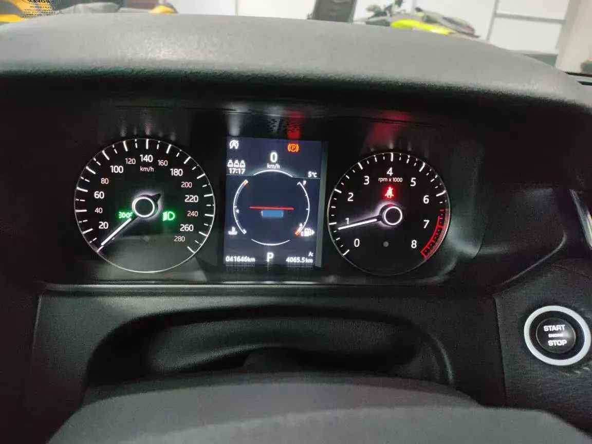 2019 Land Rover Range Rover Velar 2.0T 250HP L4 8AT,autocango,china used car exporter,china ev exporter,chinese used car exporter,chinese used ev exporter