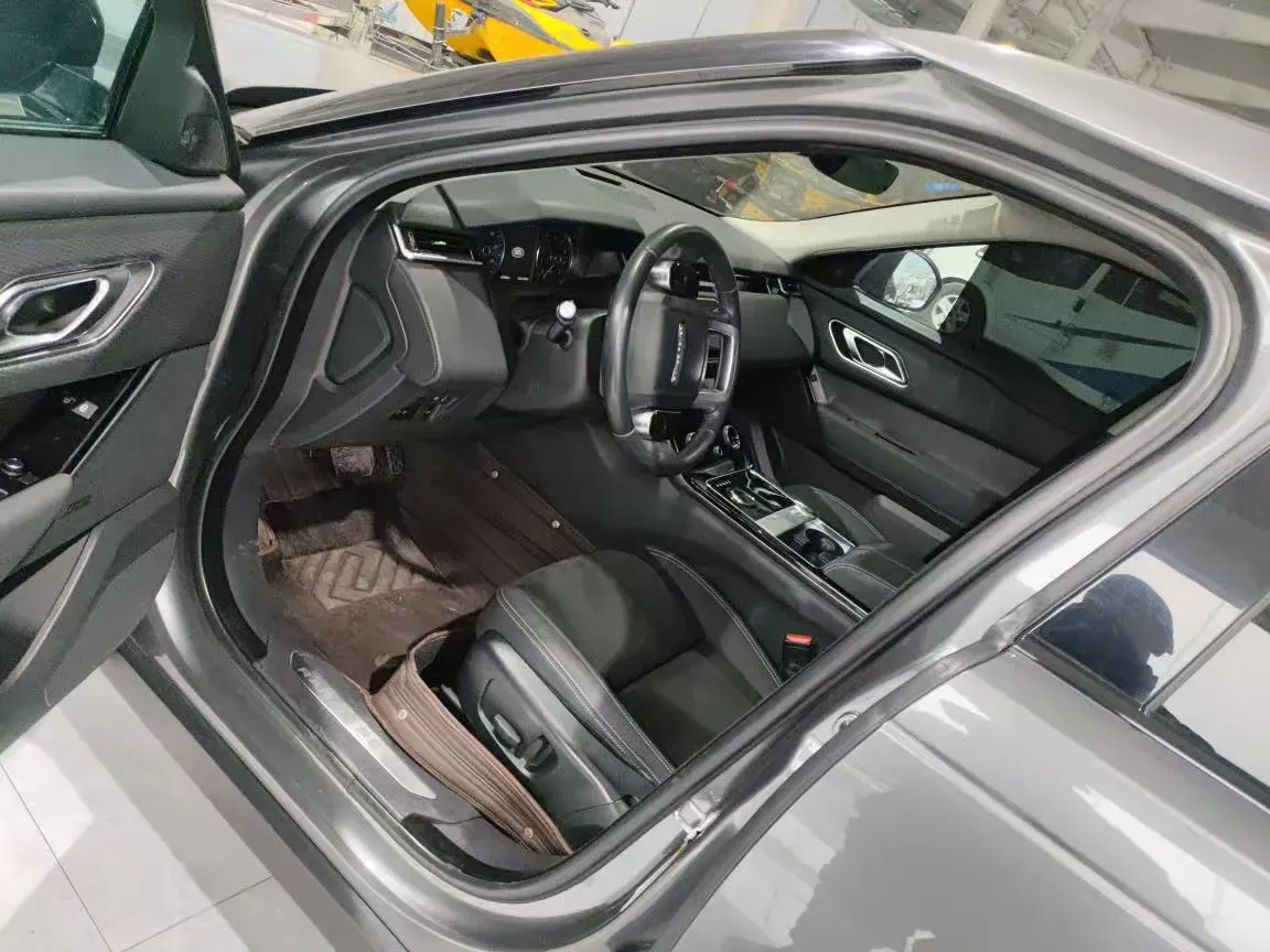 2019 Land Rover Range Rover Velar 2.0T 250HP L4 8AT,autocango,china used car exporter,china ev exporter,chinese used car exporter,chinese used ev exporter