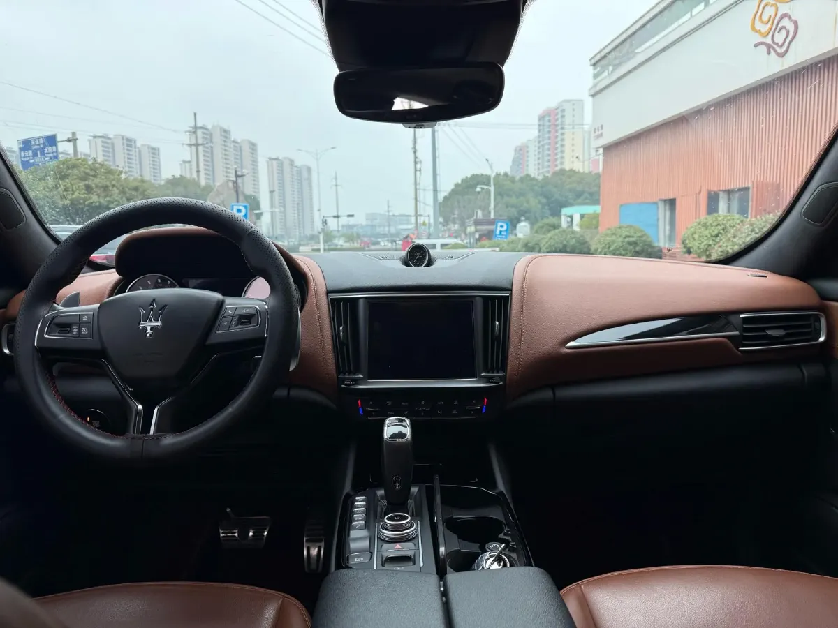 2021 Maserati Levante 3.0T 350HP V6 8AT,autocango,china used car exporter,china ev exporter,chinese used car exporter,chinese used ev exporter