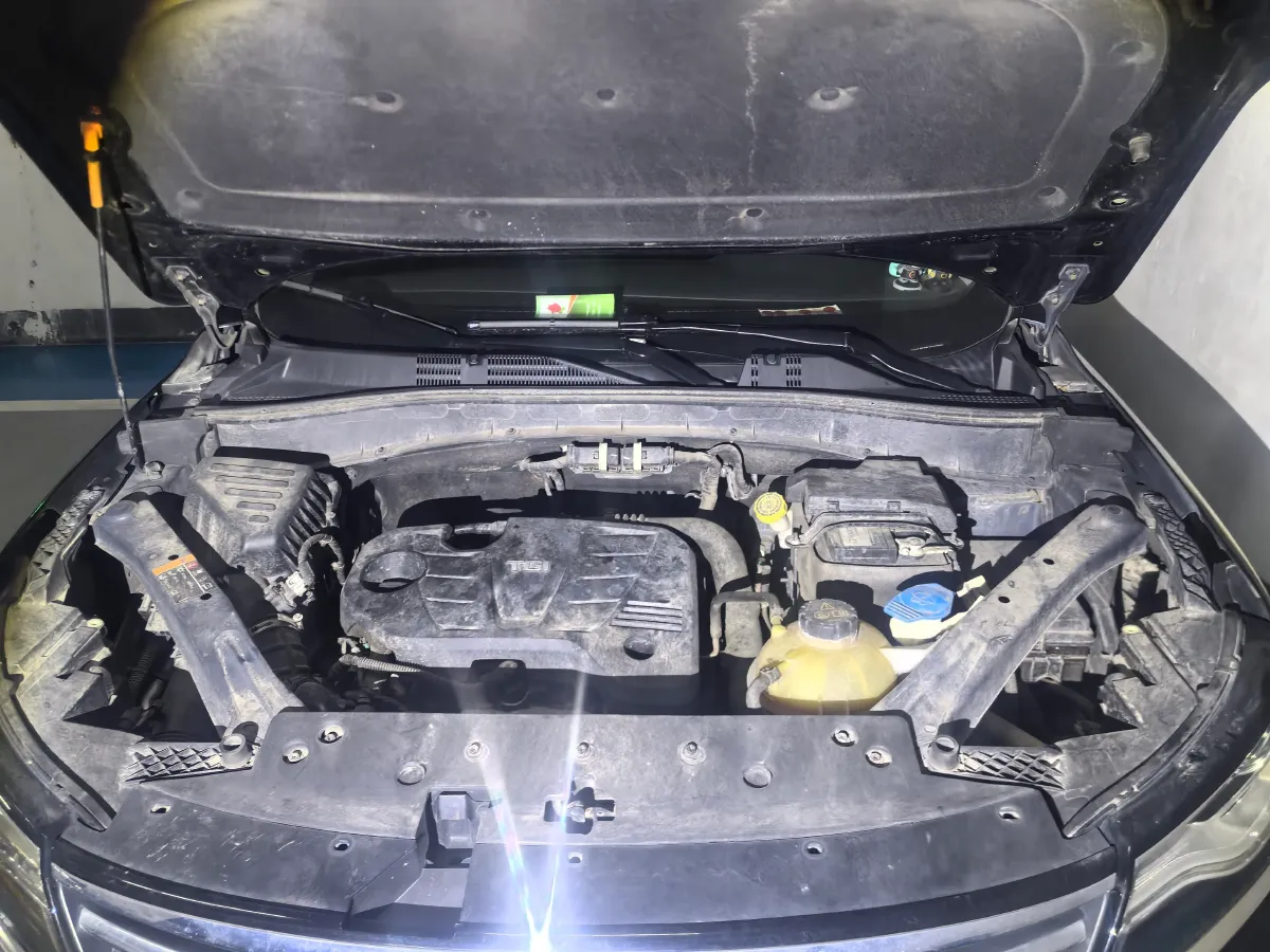 2020 Roewe RX5 1.5T 169HP L4 7DCT,autocango,china used car exporter,china ev exporter,chinese used car exporter,chinese used ev exporter