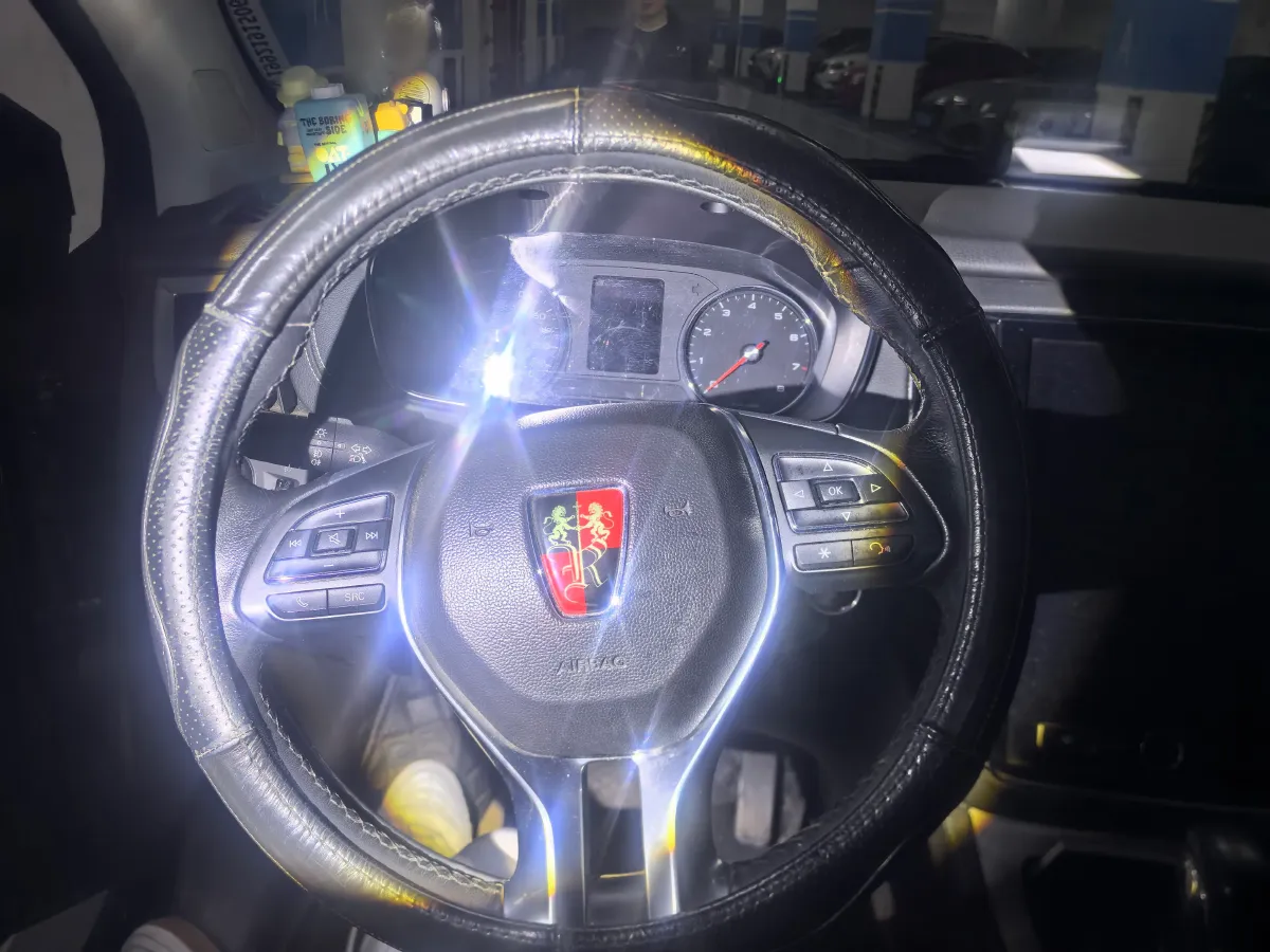 2020 Roewe RX5 1.5T 169HP L4 7DCT,autocango,china used car exporter,china ev exporter,chinese used car exporter,chinese used ev exporter