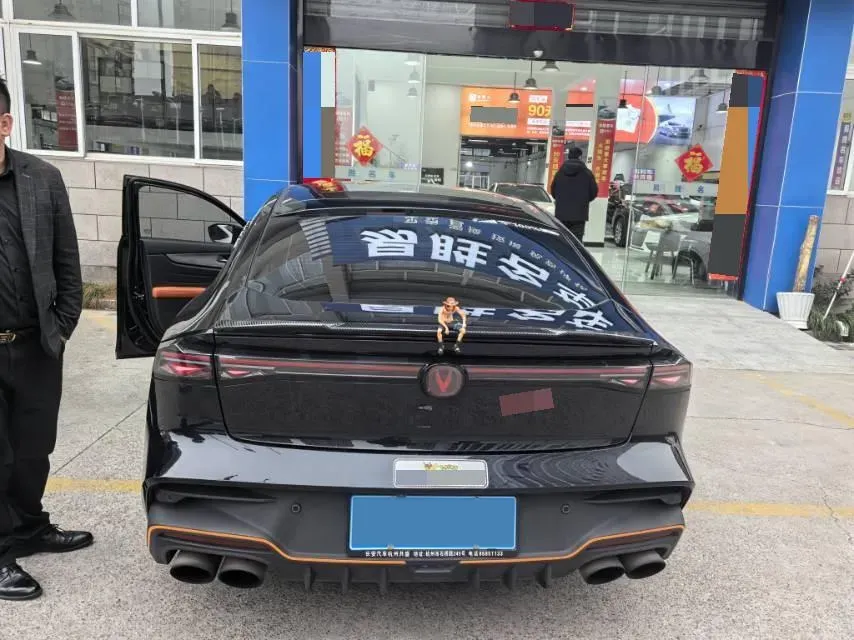 2025 ChangAn UNI-V 2.0T 245HP L4 8AT,autocango,china used car exporter,china ev exporter,chinese used car exporter,chinese used ev exporter