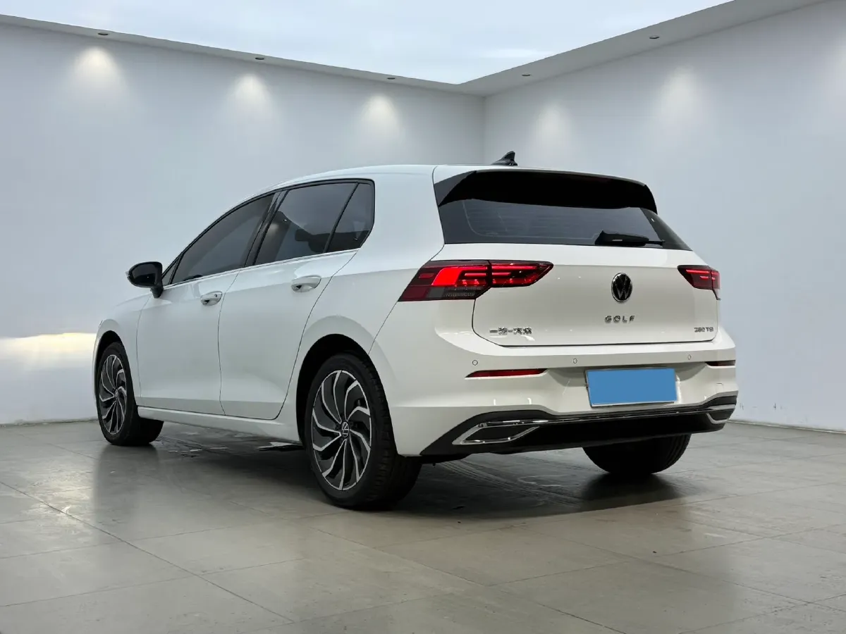 2023 Volkswagen Golf 1.4T 150HP L4 7DCT,autocango,china used car exporter,china ev exporter,chinese used car exporter,chinese used ev exporter