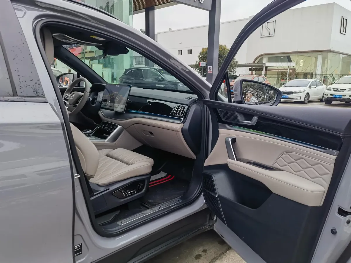 2025 BYD Tang 1.5T 156HP L4 E-CVT PHEV 21.504KWH,autocango,china used car exporter,china ev exporter,chinese used car exporter,chinese used ev exporter