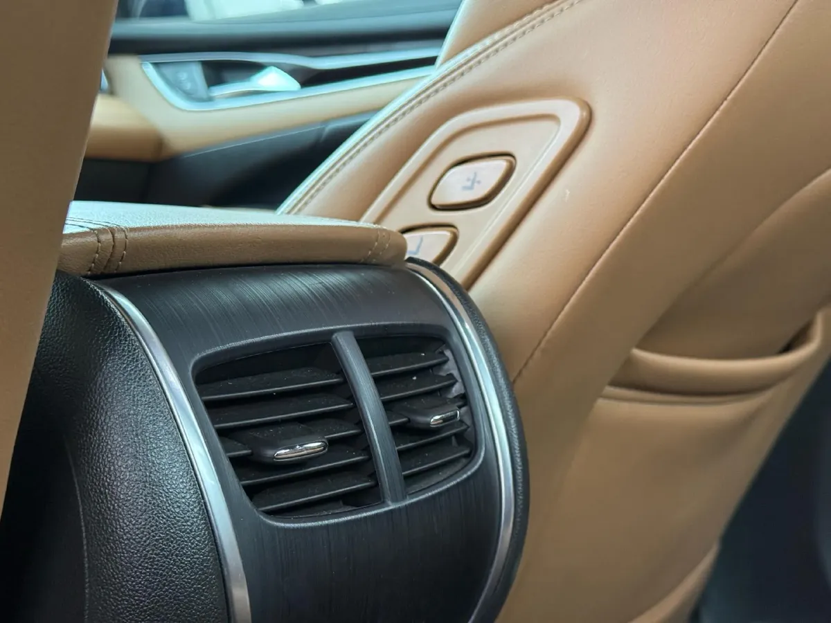 2021 Buick Larcosse 2.0T 237HP L4 9AT,autocango,china used car exporter,china ev exporter,chinese used car exporter,chinese used ev exporter