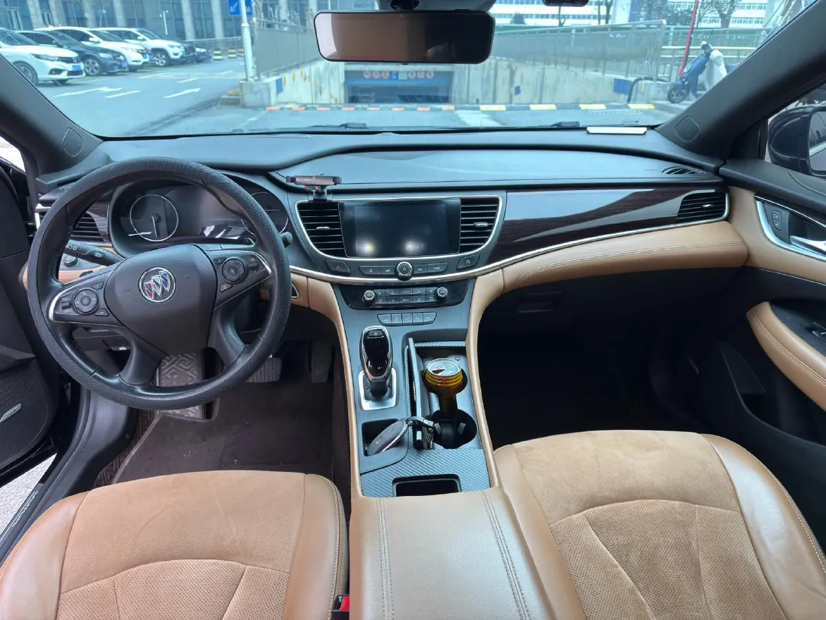 2021 Buick Larcosse 2.0T 237HP L4 9AT,autocango,china used car exporter,china ev exporter,chinese used car exporter,chinese used ev exporter