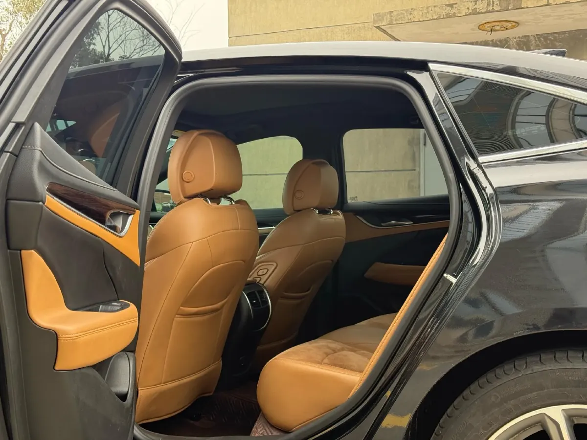 2021 Buick Larcosse 2.0T 237HP L4 9AT,autocango,china used car exporter,china ev exporter,chinese used car exporter,chinese used ev exporter