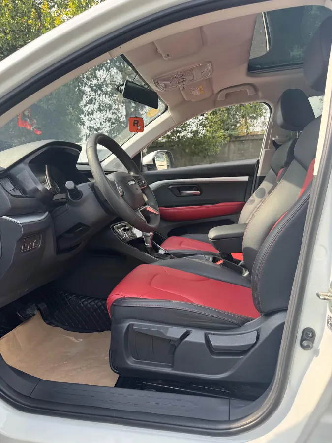 2018 Haval H2s 1.5T 150HP L4 7DCT,autocango,china used car exporter,china ev exporter,chinese used car exporter,chinese used ev exporter