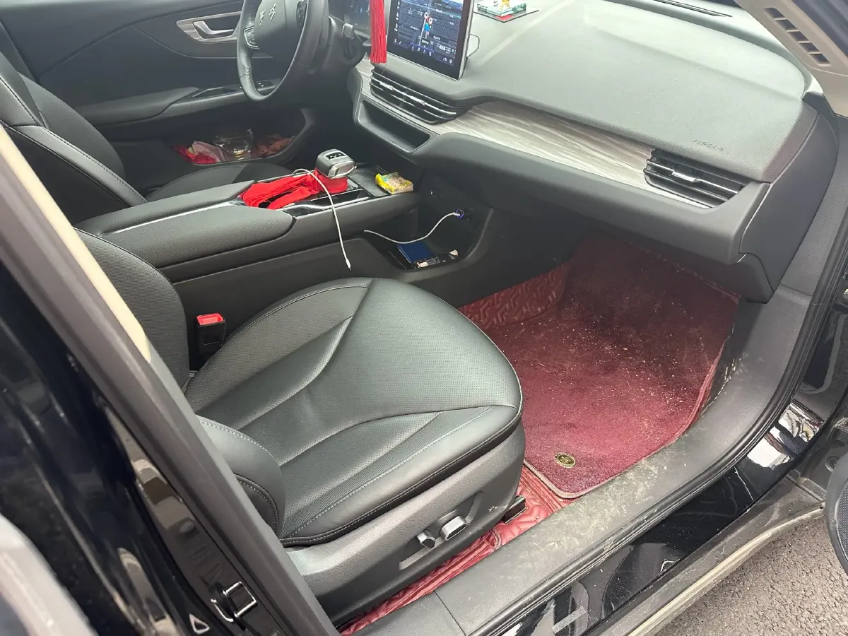 2024 HongQi E-QM5 BEV 72KWH,autocango,china used car exporter,china ev exporter,chinese used car exporter,chinese used ev exporter