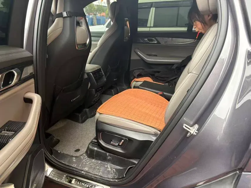 2023 LYNK&CO 09 EM-P 2.0T 254HP L4 3DHT PHEV 40.1KWH,autocango,china used car exporter,china ev exporter,chinese used car exporter,chinese used ev exporter