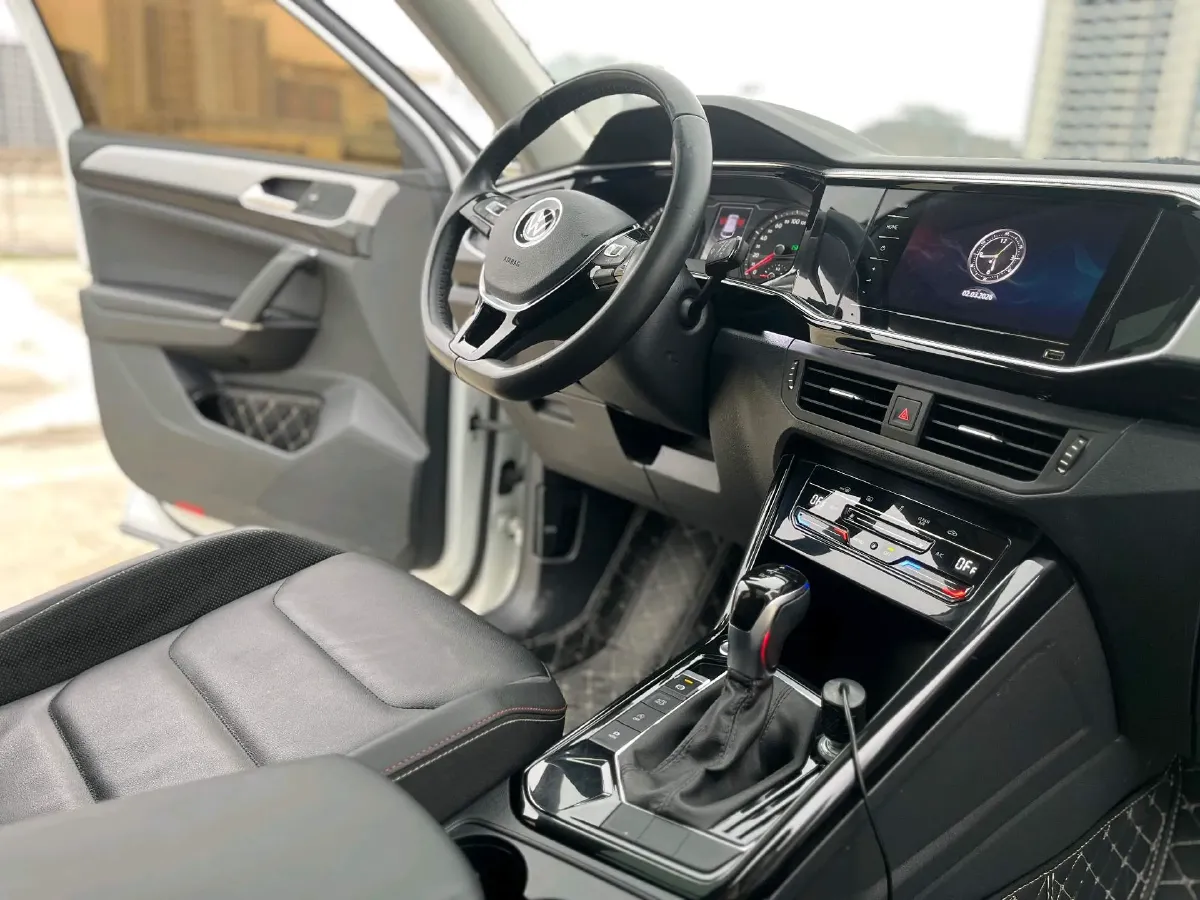 2020 Volkswagen Tayron 2.0T 186HP L4 7DCT,autocango,china used car exporter,china ev exporter,chinese used car exporter,chinese used ev exporter