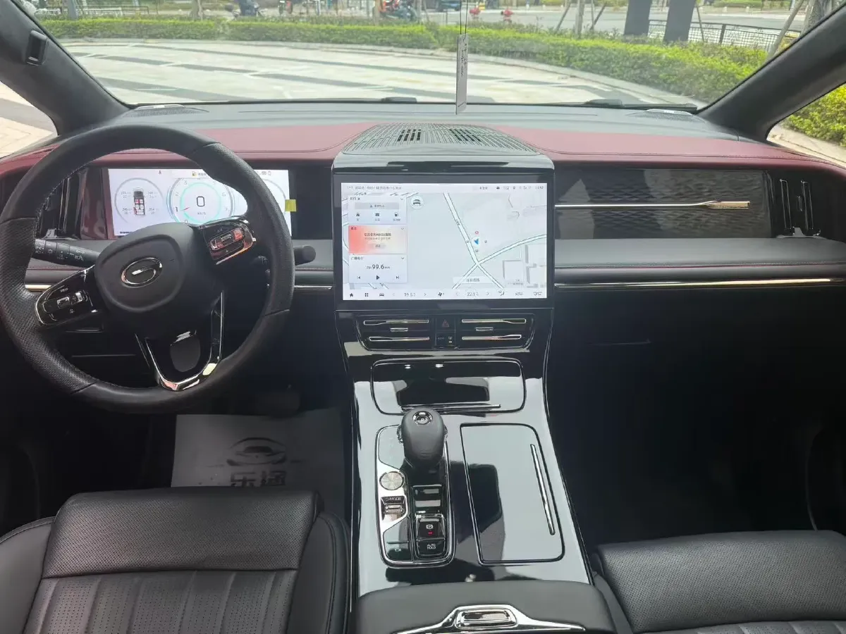 2023 GAC Trumpchi M8 2.0T 252HP L4 8AT,autocango,china used car exporter,china ev exporter,chinese used car exporter,chinese used ev exporter