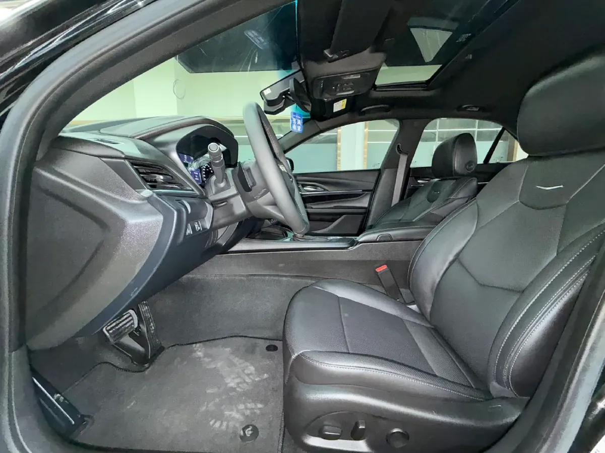 2023 Cadillac CT4 2.0T 237HP L4 8AT,autocango,china used car exporter,china ev exporter,chinese used car exporter,chinese used ev exporter