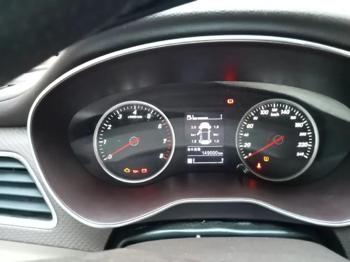 2017 BaoJun 730 1.5T 150HP L4 6MT,autocango,china used car exporter,china ev exporter,chinese used car exporter,chinese used ev exporter