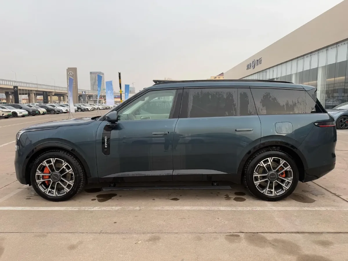 2025 LYNK&CO 900 2.0T 254HP L4 3DHT PHEV,autocango,china used car exporter,china ev exporter,chinese used car exporter,chinese used ev exporter