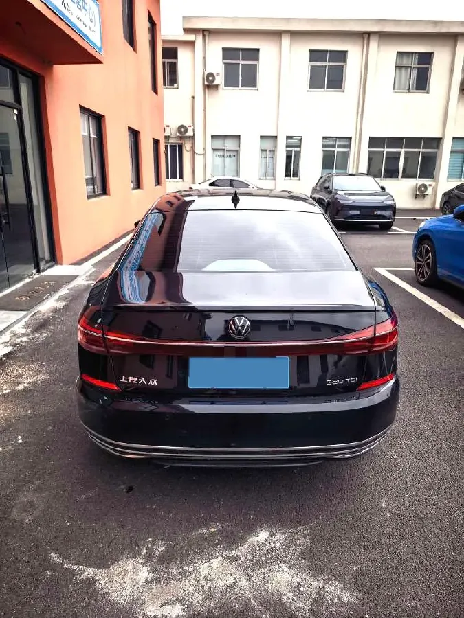 2024 Volkswagen Passat 2.0T 220HP L4 7DCT,autocango,china used car exporter,china ev exporter,chinese used car exporter,chinese used ev exporter