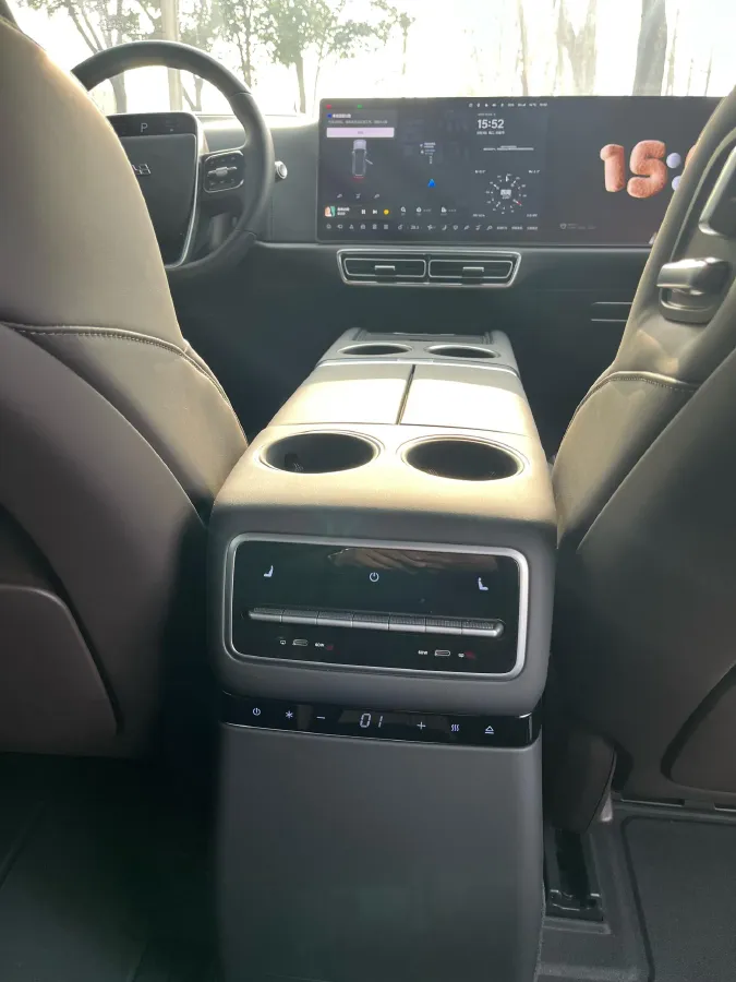 2022 Li L9 Range Extended 154HP REEV 42.6KWH,autocango,china used car exporter,china ev exporter,chinese used car exporter,chinese used ev exporter