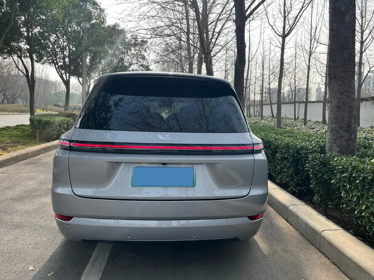 2022 Li L9 Range Extended 154HP REEV 42.6KWH,autocango,china used car exporter,china ev exporter,chinese used car exporter,chinese used ev exporter