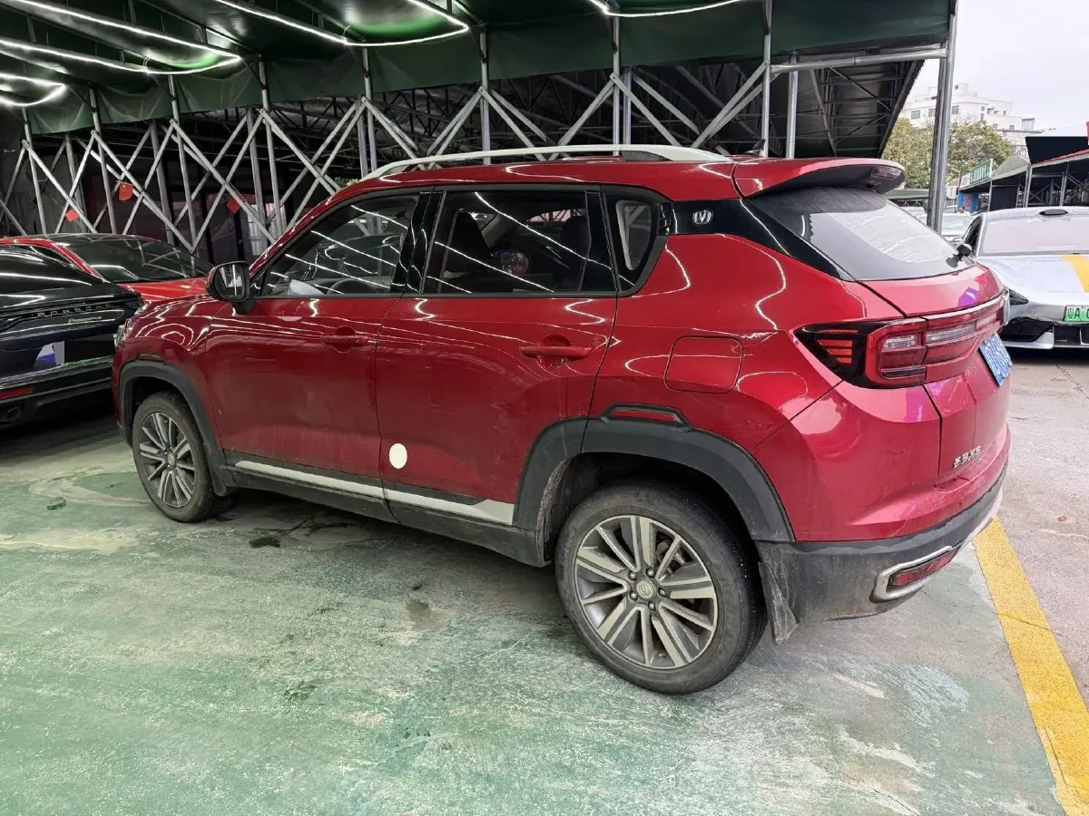 2019 ChangAn CS35 Plus 1.6L 128HP L4 5MT,autocango,china used car exporter,china ev exporter,chinese used car exporter,chinese used ev exporter