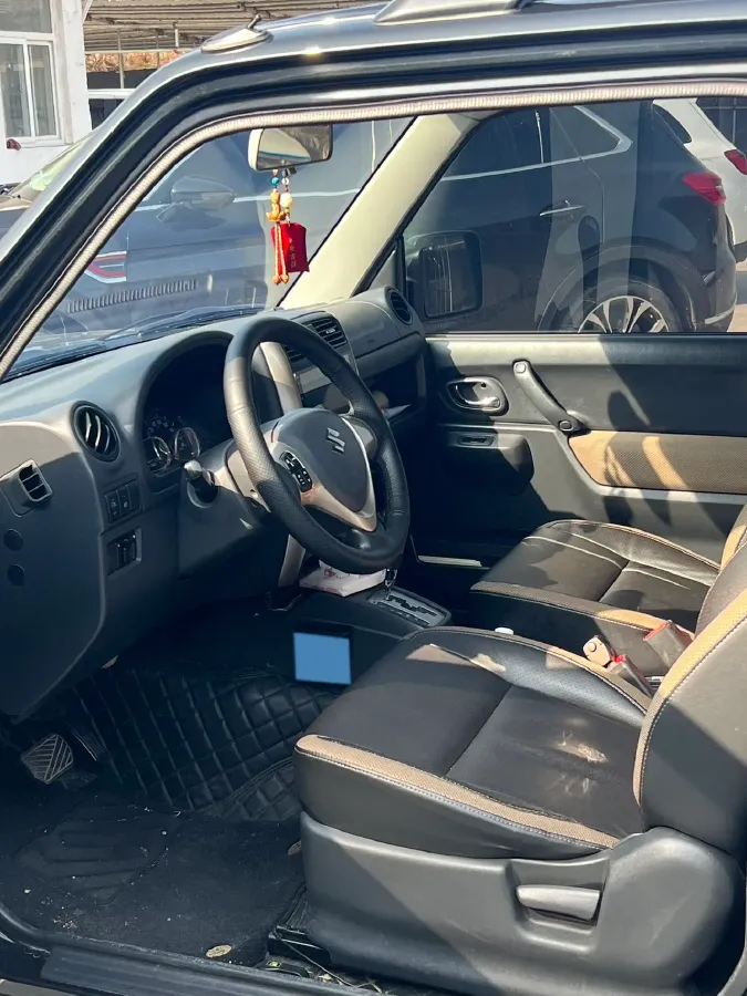 2015 Suzuki Jimny 1.3L 85HP L4 4AT,autocango,china used car exporter,china ev exporter,chinese used car exporter,chinese used ev exporter