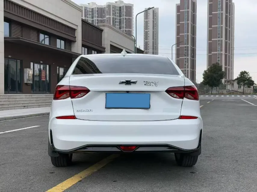 2023 Chevrolet Monza 1.5L 113HP L4 6DCT,autocango,china used car exporter,china ev exporter,chinese used car exporter,chinese used ev exporter